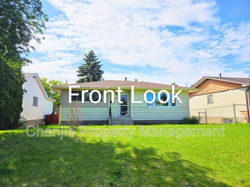 Primary Photo - 8007-128A 128a Ave NW