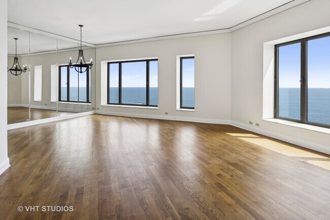 Building Photo - 950 N Michigan Ave