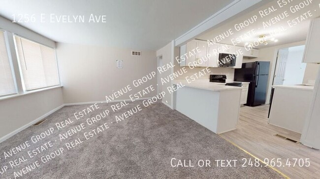 Building Photo - 1256 E Evelyn Ave