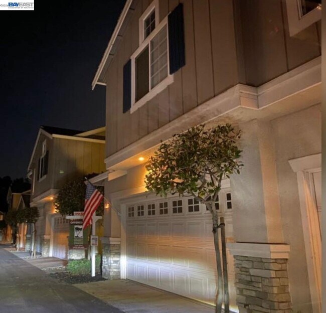 Foto del edificio - 10741 Dulsie Ln