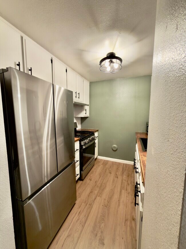 Foto del edificio - 7334 Quill Dr