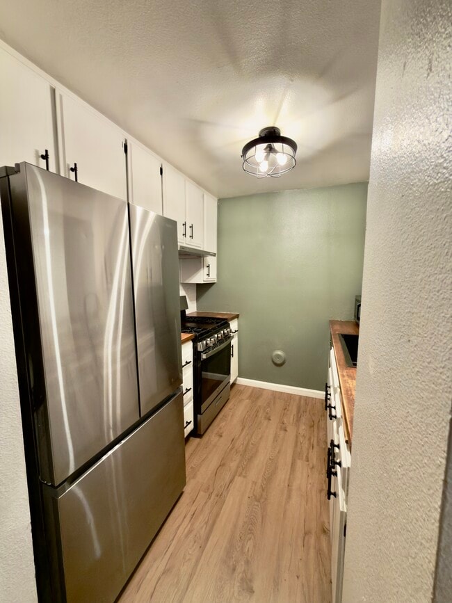 Building Photo - 7334 Quill Dr