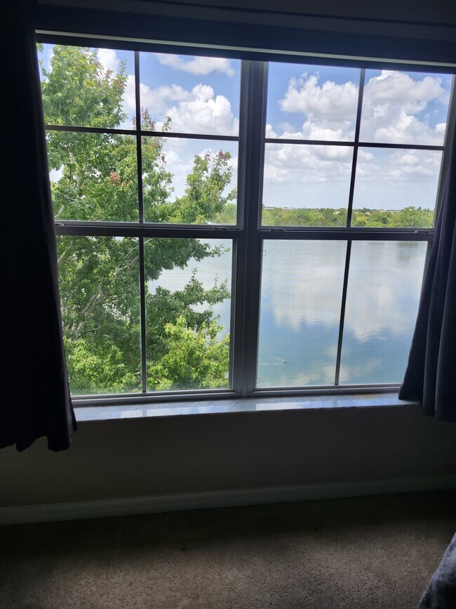Foto del edificio - 2521 Lexington Oak Dr