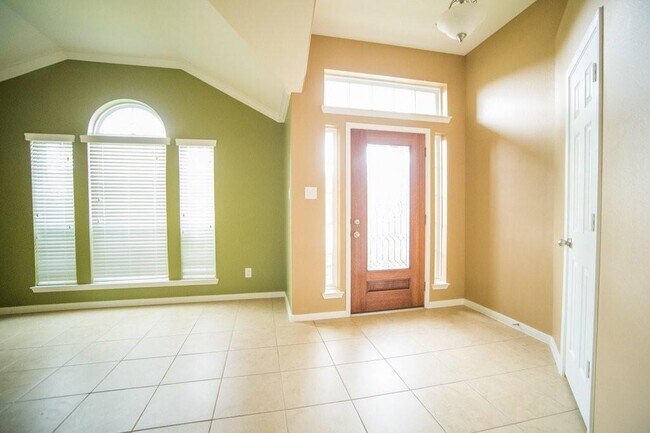 Foto del edificio - 24422 Ranchwood Springs Ln
