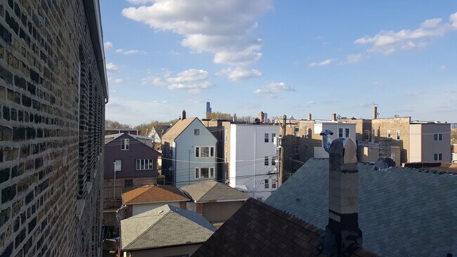 Foto del edificio - 938 W 31st Pl