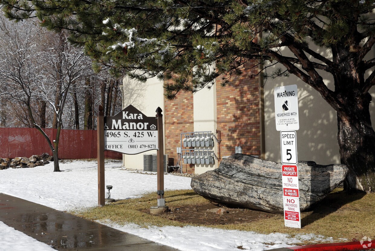 Foto del edificio - Kara Manor Apartments