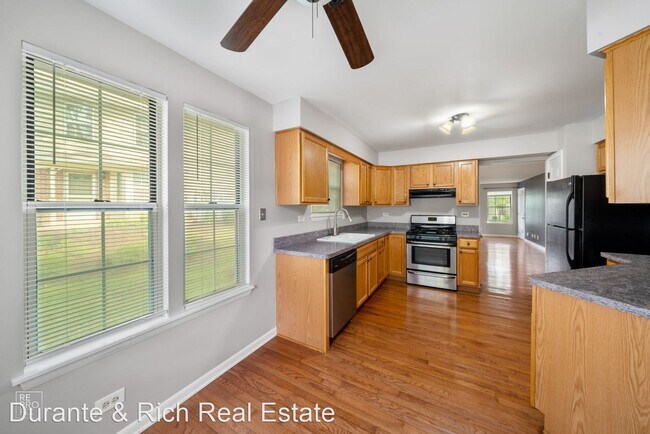 Foto del edificio - 2 br, 2 bath House - 2146 Camden Ln