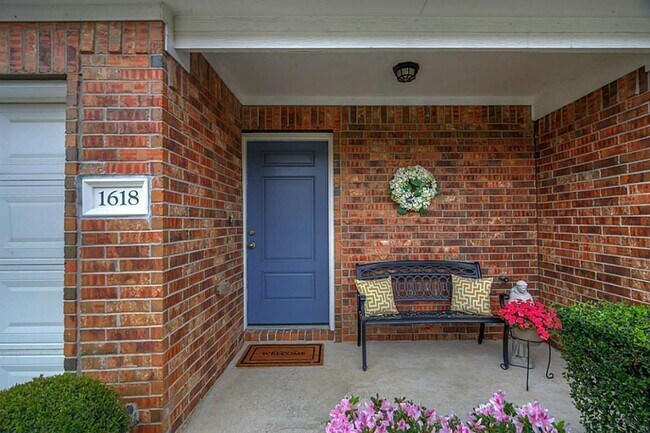 Foto del edificio - 1618 Grable Cove Ln