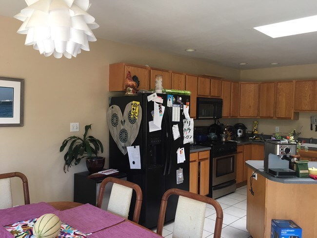 Foto del edificio - 4535 Kleefeld Ave