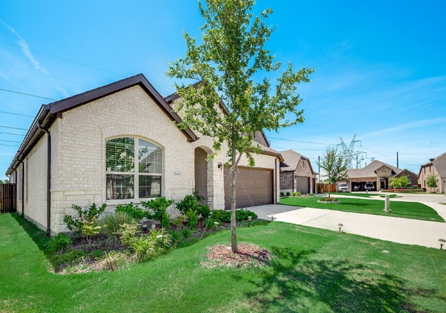 Building Photo - Charming 3-Bedroom Retreat with 2 Full Baths in Roanoke