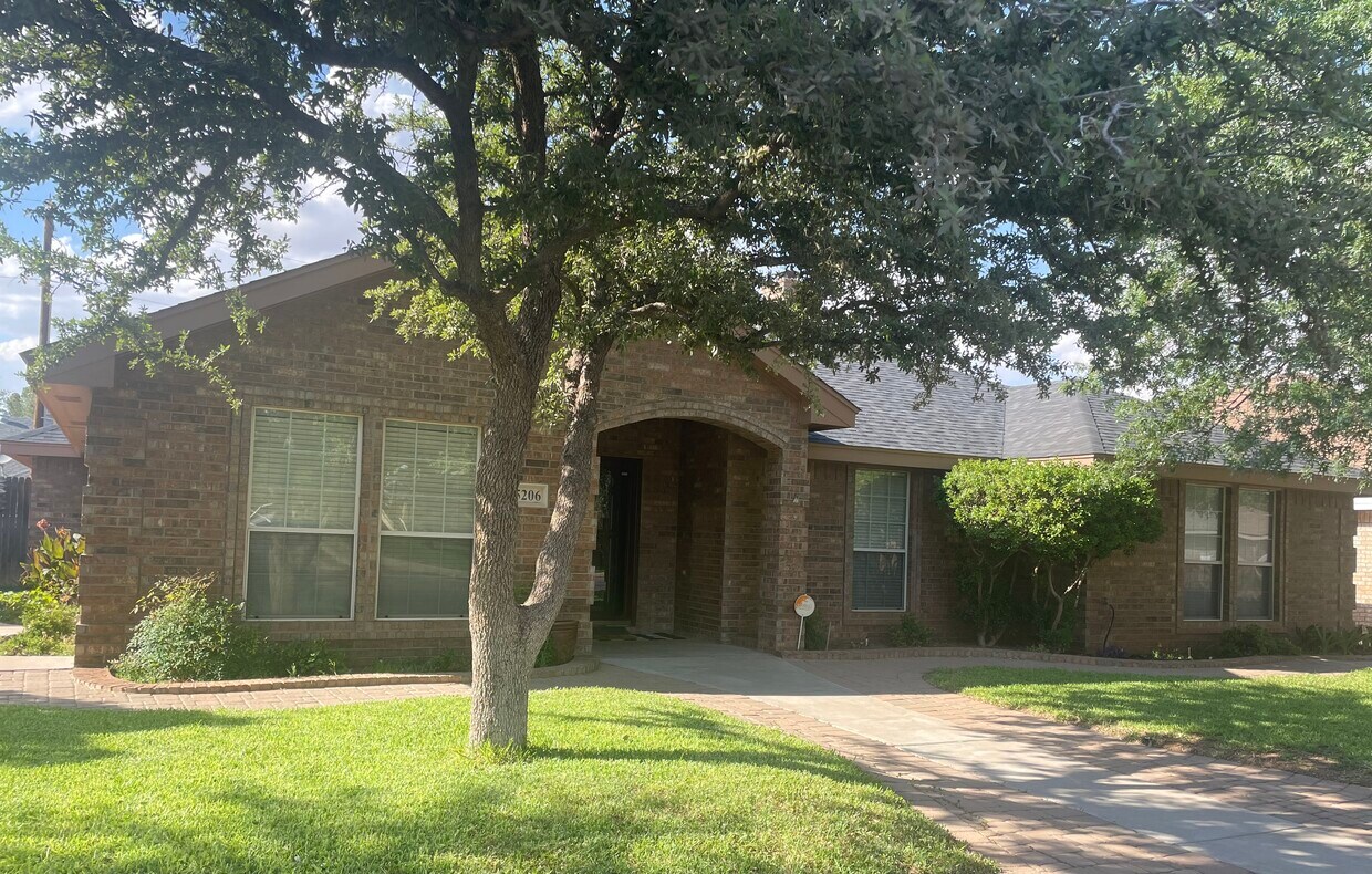 5206 Sherwood Dr, Midland, TX 79707 House for Rent in Midland, TX