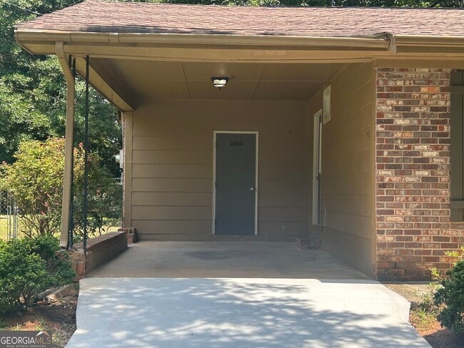 Foto del edificio - 1020 Tuxedo Ln