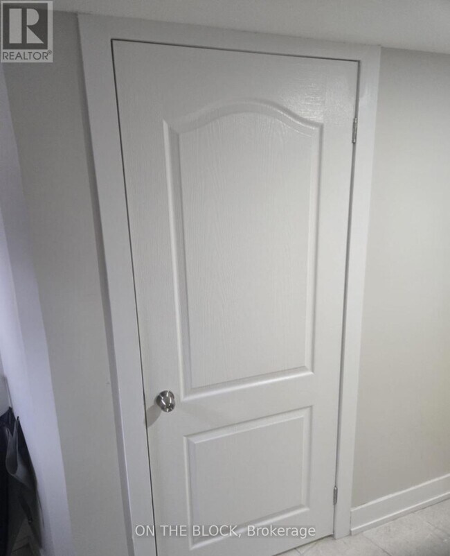 Photo du bâtiment - 103 Fitzgibbon Ave