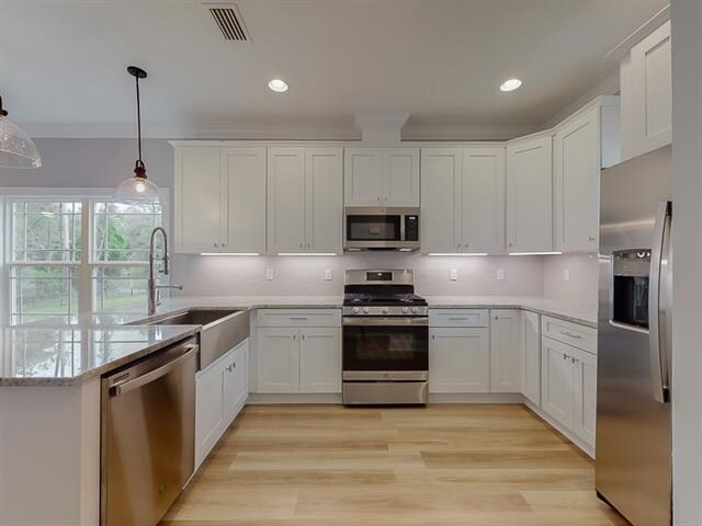 Foto del edificio - 212 Cottage Ct