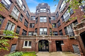 Building Photo - 1239 W Greenleaf Ave