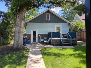 Building Photo - S. S 5th Ave