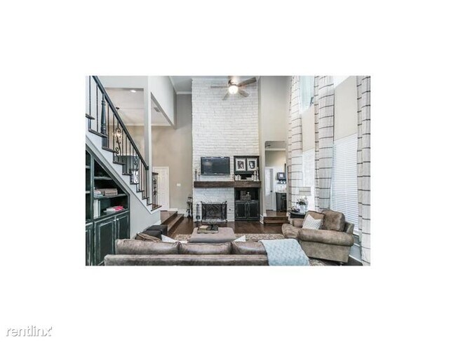 Foto del edificio - 4 br, 3 bath House - 919 Hills Creek Dr UNIT