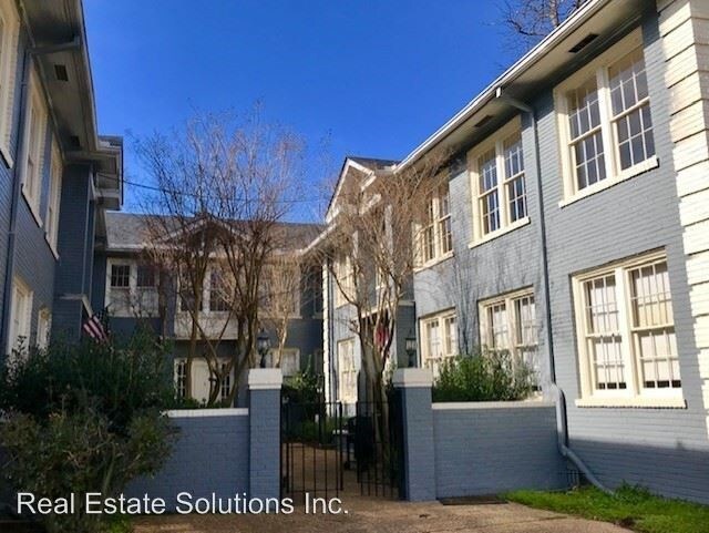 Primary Photo - 2240 Cherry St