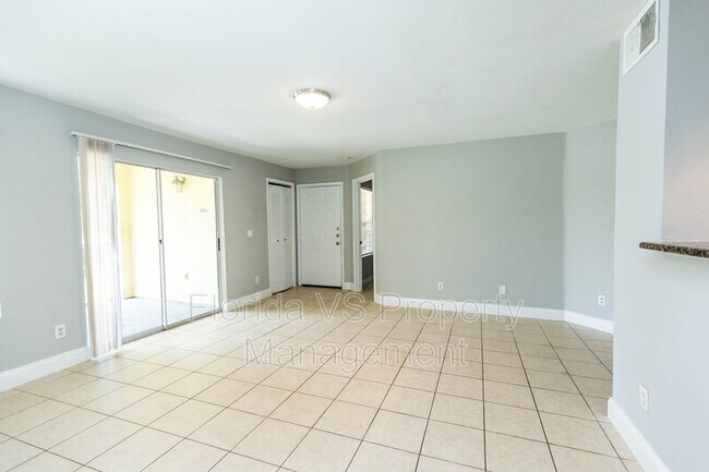 Building Photo - 4764 Walden Cir