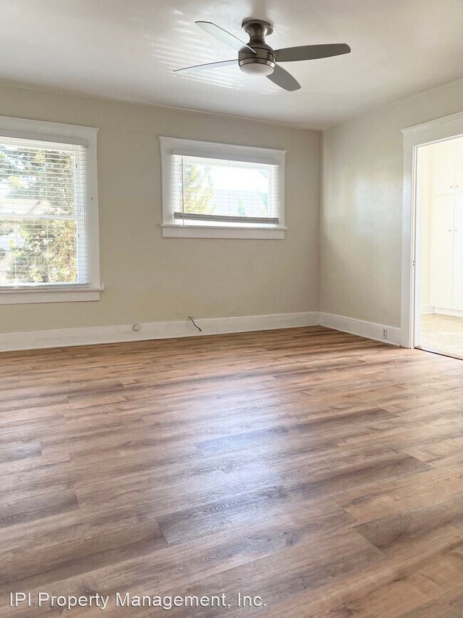 Building Photo - Studio, 1 bath House - 3234 3rd Ave. #A