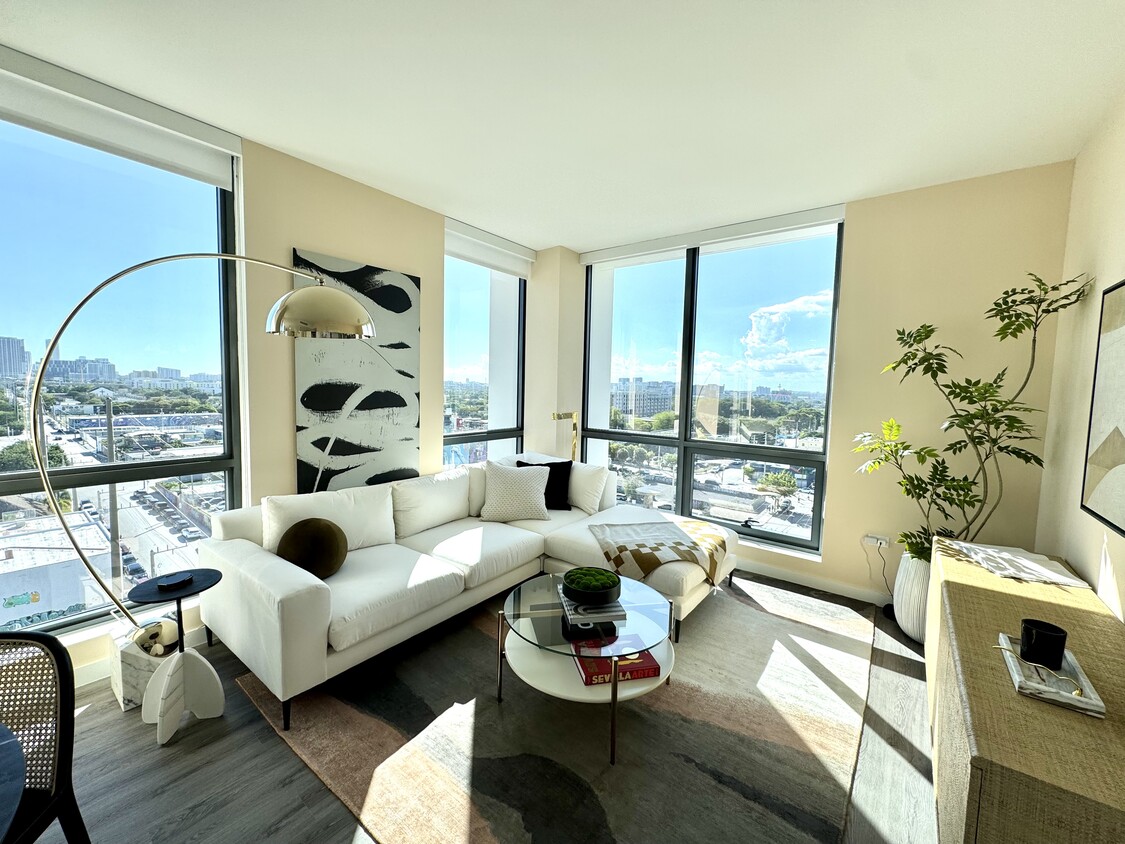 Primary Photo - 1940 NW 2nd Ct