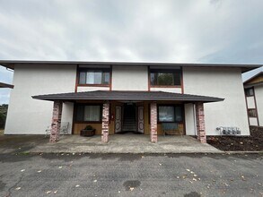Building Photo - 2241 Arbutus St
