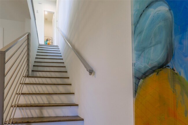 Foto del edificio - 4545 Bowser Ave
