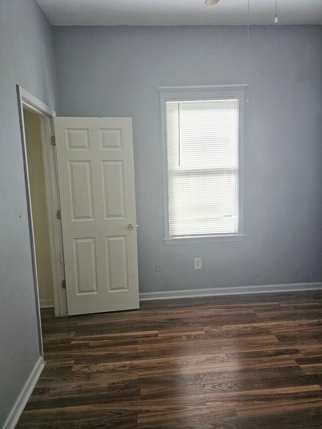 Foto del edificio - 1333 Oak St SW