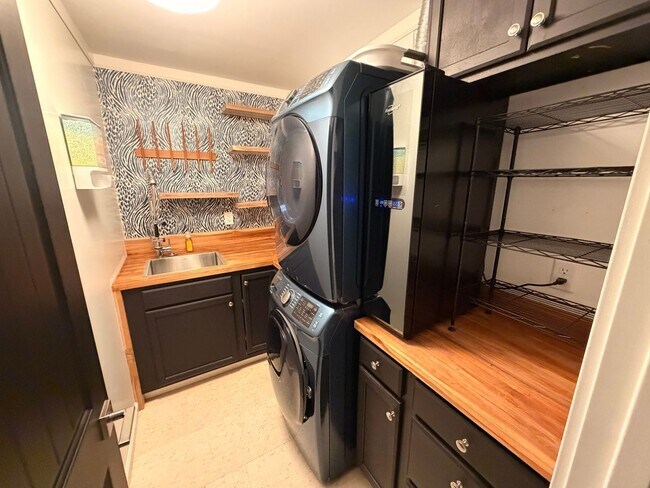 Foto del edificio - 13139 W Seville Dr
