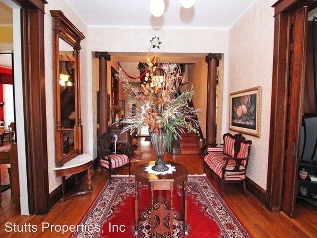 Building Photo - 6 br, 4.5 bath House - 200 Easterwood Street