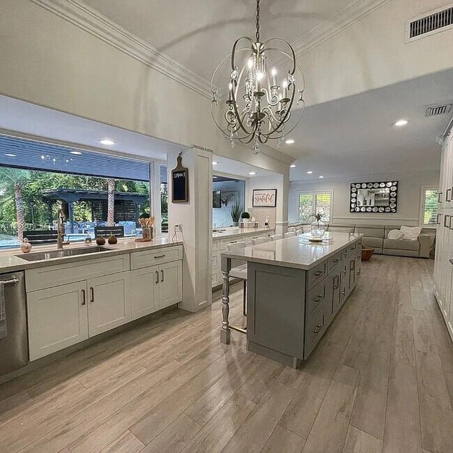 Foto del edificio - 8801 SW 124th St