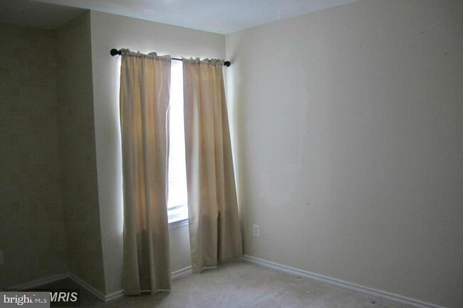 Building Photo - 9901 Boysenberry Way