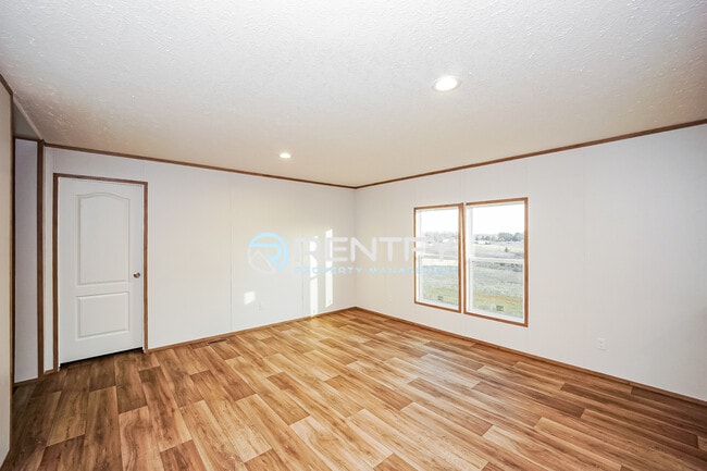 Foto del edificio - 174 Trivette Rd