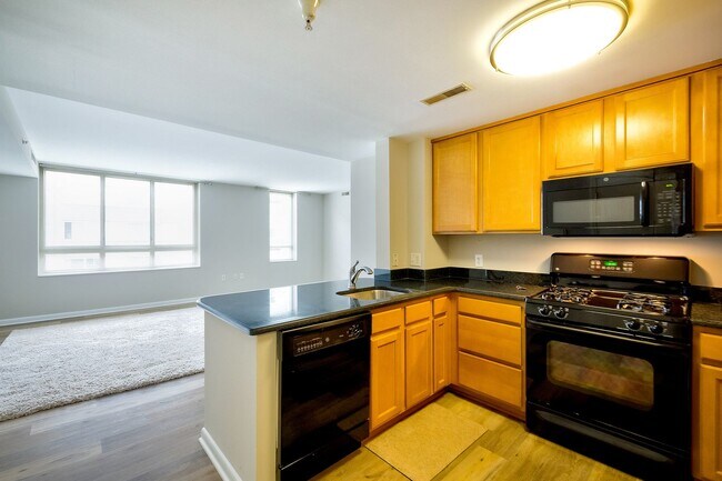 Foto del edificio - Modern Comfort 2BD/1BTH  in Navy Yard & So...
