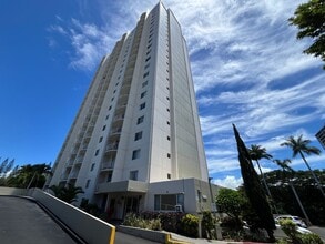 Building Photo - 98-1038-1038 Moanalua Rd
