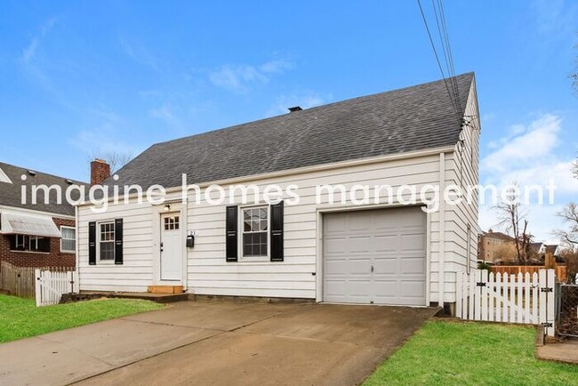 Building Photo - Beautiful 3 Bedroom House in Cincinnati!