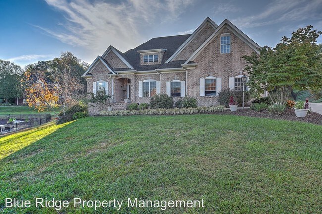 Foto del edificio - 103 Quail Heights Ct