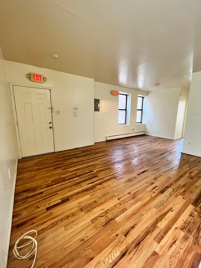 205 Union St 13 - 204 Union St