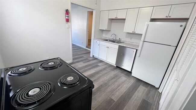 Foto del edificio - 1325 Herkimer St