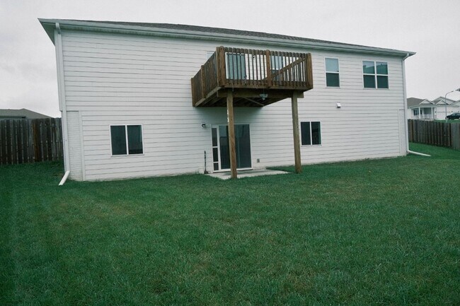 Foto del edificio - Springfield Ranch For Rent!