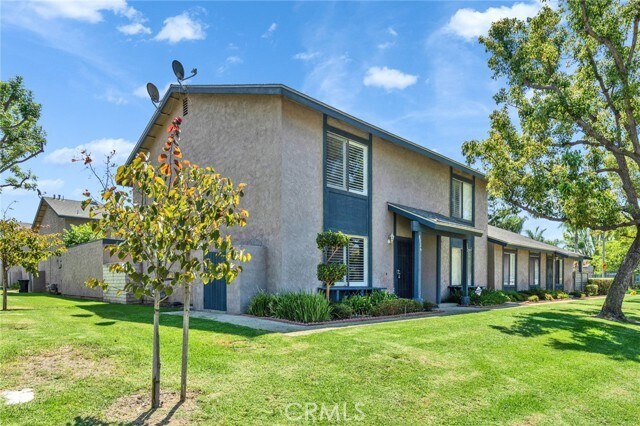 Foto del edificio - 802 Silver Fir Rd