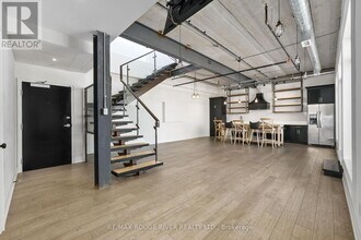 Building Photo - 169 Division St