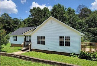 Building Photo - 2325 Shady Grove Rd