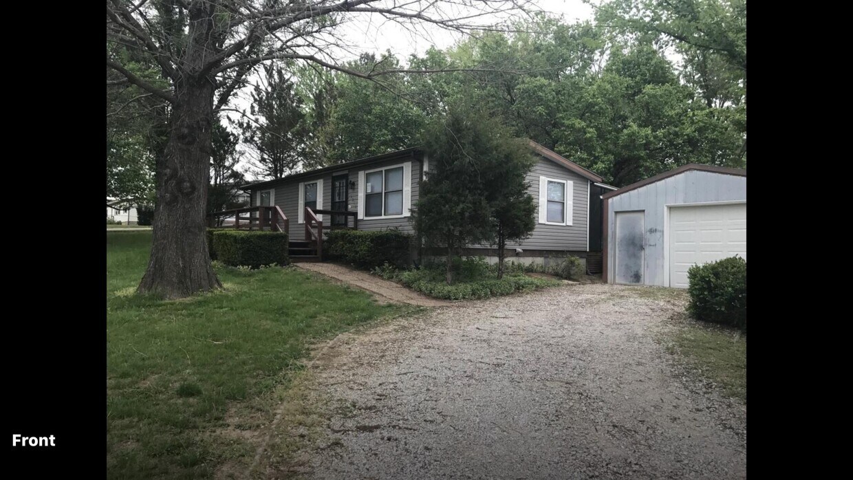 Foto principal - 6812 N Hwy Vv