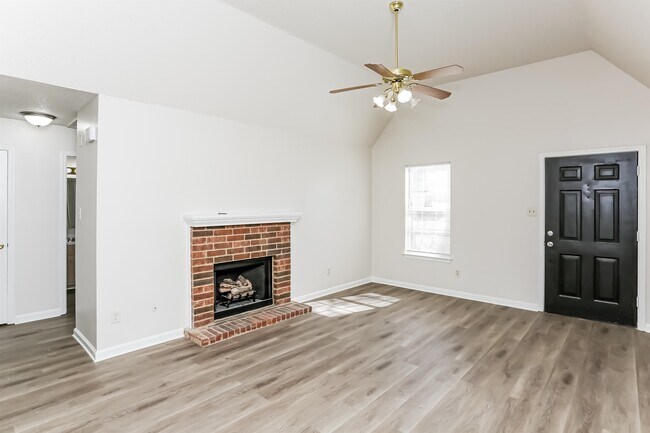 Building Photo - 1777 Black Bear Cir E