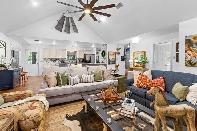 Foto del edificio - 501 Mulberry St