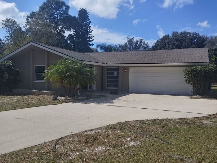 Available Now! 500 Off 1st Month's Rent! House Rental in Tarpon