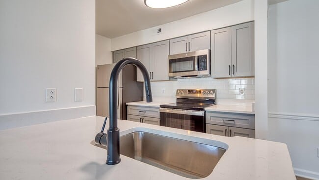 Building Photo - Latitudes Apartments