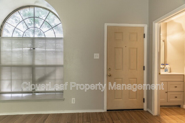 Foto del edificio - 4142 Mystic Sunrise Dr