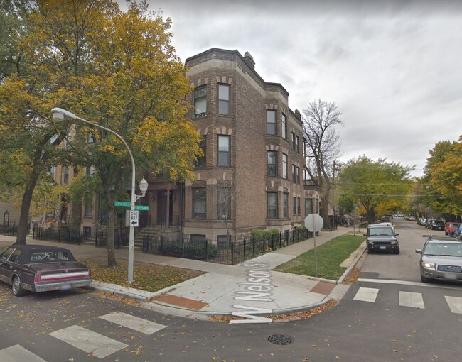 Building Photo - 3024 N Racine Ave